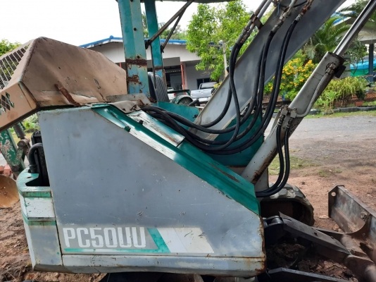 ขายรถขุดKOMATSU PC50UU-1 เครื่องยนต์โคมัสสุ 3D95, จำนวน 3 สูบ, คอนโทรลลูกหมาก, ปั๊มเฟือง3ตอน, แทรคยาง, ขายตามสภาพ, รถบ้านพร้อมใช้งาน, เอกสารสัญญาซื้อขาย