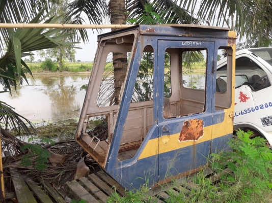 ขายหัวเก๋งสำหรับใส่กับรถขุดPC60/ 100/ 120 รุ่น1-2