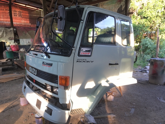 ขายหัวเก๋ง ISUZU ร็อคกี้ อุปกรณ์ครบ มีขาดีดหน้า-ขาคำหลัง กันชน พร้อมใช้ ขายหัวเก๋ง ISUZU ร็อคกี้ อุปกรณ์ครบ มีขาดีดหน้า-ขาคำหลัง กันชน พร้อมใช้