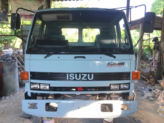 ขายหัวเก๋ง ISUZU  ร็อคกี้  อุปกรณ์ครบ มีขาดีดหน้า-ขาคำหลัง กันชน พร้อมใช้