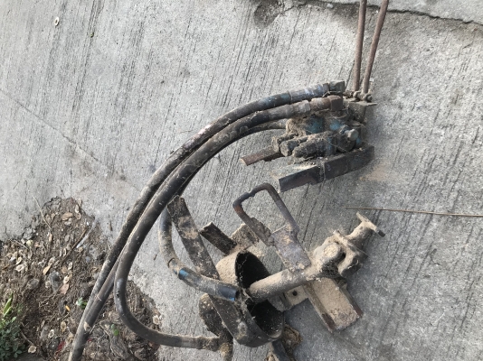 ชุดยกดั๊ม