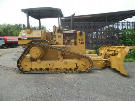 แทรคเตอร์ CAT D4H ตีนไกา โผซ่ใหม่ รอลเลอร์ใหม่ เอกสารเล่มทะเบียน แทรคเตอร์ CAT D4H ตีนไกา โผซ่ใหม่ รอลเลอร์ใหม่ เอกสารเล่มทะเบียน