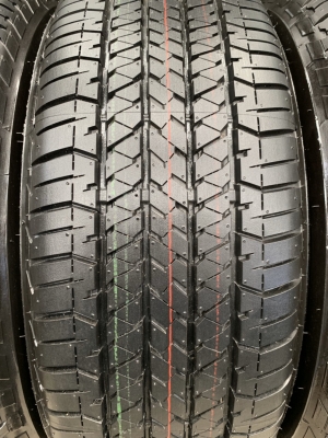 ยางใหม่ป้ายแดง 255-60-18 Bridgestone ปี 19 สวยกริ๊บๆ ยางใหม่ป้ายแดง 255-60-18 Bridgestone ปี 19 สวยกริ๊บๆ