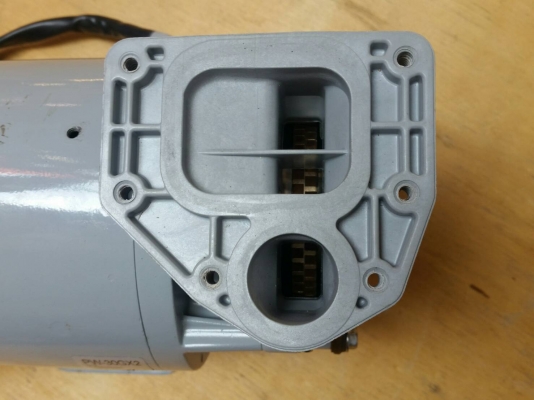 ปั๊ม HITACHI 300 GX2 ปั๊ม HITACHI 300 GX2