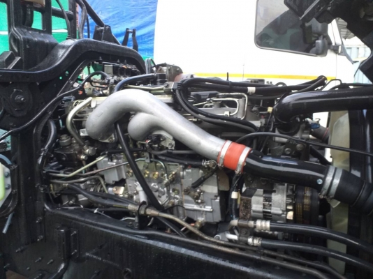 ขายหัวลากisuzu320เครื่องดำ สวยๆจัดไฟแน็นซ์ได้สูง