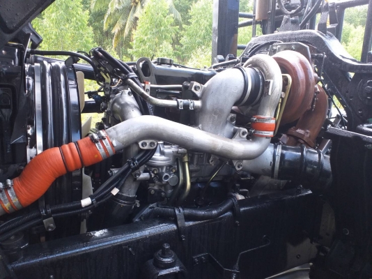 ขายหัวลากisuzu320เครื่องดำ สวยๆจัดไฟแน็นซ์ได้สูง