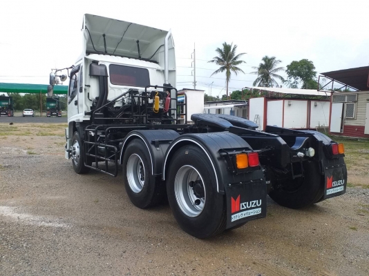 ขายหัวลากisuzu320เครื่องดำ สวยๆจัดไฟแน็นซ์ได้สูง ขายหัวลากisuzu320เครื่องดำ สวยๆจัดไฟแน็นซ์ได้สูง