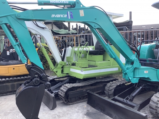 ขายรถขุดเล็ก Komatsu PC30R-8 สภาพสวย เก่านอกญี่ปุ่นแท้ ติดต่อ 0874880101 ขายรถขุดเล็ก Komatsu PC30R-8 สภาพสวย เก่านอกญี่ปุ่นแท้ ติดต่อ 0874880101