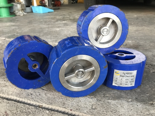 ขายเช็ดวาล์ว กันกลับ Hylic Check Valve 3นิ้ว ลิ้นวาล์ววแตนเลส มาตรฐานงานอุตสาหกรรม **ของใหม่ไม่เคยใช้งาน** มี 5ตัวครับ ราคาตัวละ 950 บาทพร้อมส่ง