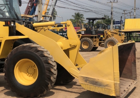 ขายรถตักล้อยาง KOMATSU WA150-5 นำเข้าเองจากญี่ปุ่น สภาพสวยพร้อมใช้งาน มีVDOการทำงานครับ