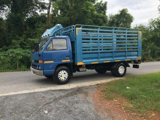 รถบรรทุก 6ล้อ ISUZU NPR115ห้างแท้ เครื่อง4BD-1 พวงมาลัยเพาเวอร์ รถบรรทุก 6ล้อ ISUZU NPR115ห้างแท้ เครื่อง4BD-1 พวงมาลัยเพาเวอร์