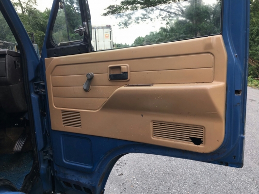 รถบรรทุก 6ล้อ ISUZU NPR115ห้างแท้ เครื่อง4BD-1 พวงมาลัยเพาเวอร์