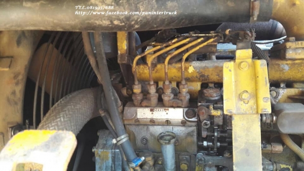 Shock SALE!!ลดกระหน่ำ ล้างสต๊อค รถขุดKOMATSU PC60-7 คอนโทรลน้ำมัน ,ปั๊มนิ้ว ,มีเก๋ง ,มีลายไปป์ปิ้ง(ลายหัวเจาะ) มีเอกสาร
