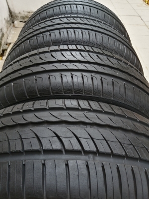 ยาง PIRELLI 205 55 16 ปี18 สภาพสวย ราคาไม่แพง
