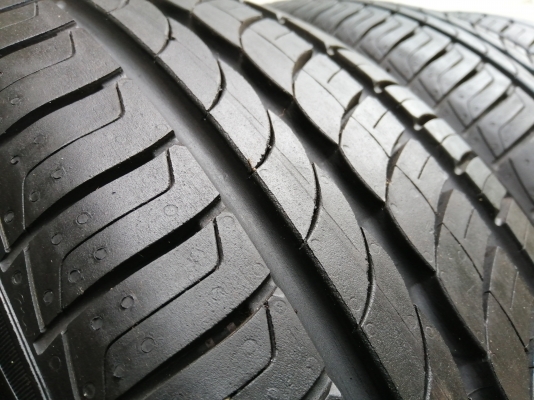 ยาง PIRELLI 205 55 16 ปี18 สภาพสวย ราคาไม่แพง