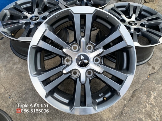 ล้อแม็กป้ายแดง Mitsu Triton 2019 ขอบ 17 สีเทาหน้าเงา สวยๆ ล้อแม็กป้ายแดง Mitsu Triton 2019 ขอบ 17 สีเทาหน้าเงา สวยๆ