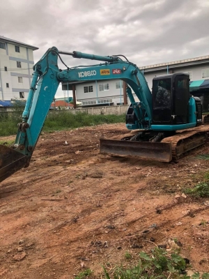 KOBELCO SK 130UR