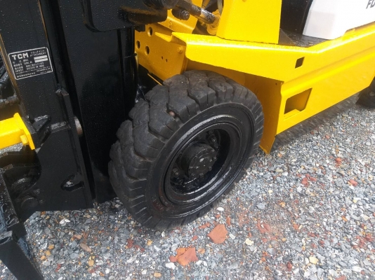 ขายรถยก TCM FD25 Z2 เครื่องดีเซล C240 เสาสูง 3.70 เมตร งาเท ยกได้ 2.5 ตัน เกียร์ออโต้ ยางตันหน้า-หลัง รถนอกนำเข้า ติดต่อ 063-5628992 ขายรถยก TCM FD25 Z2 เครื่องดีเซล C240 เสาสูง 3.70 เมตร งาเท ยกได้ 2.5 ตัน เกียร์ออโต้ ยางตันหน้า-หลัง รถนอกนำเข้า ติดต่อ 063-5628992