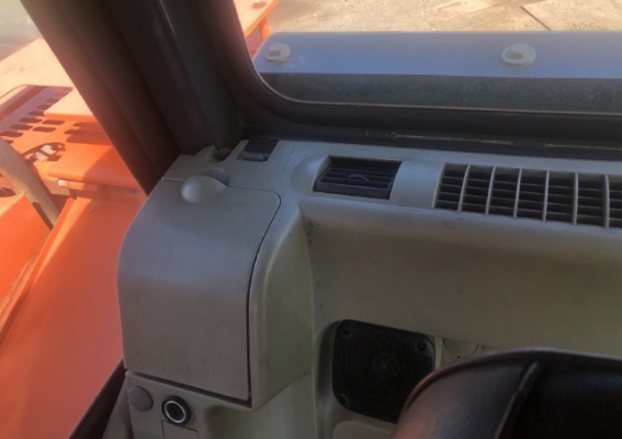 ขายรถขุด HITACHI ZX75US-3 ปี 2010 หัวกระแทก นำเข้าเองจากญี่ปุ่น สภาพพร้อมใช้ มีVDOการทำงานครับ ขายรถขุด HITACHI ZX75US-3 ปี 2010 หัวกระแทก นำเข้าเองจากญี่ปุ่น สภาพพร้อมใช้ มีVDOการทำงานครับ