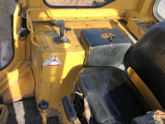 ขายรถดันดิน CAT D4H นำเข้าเองจากญี่ปุ่น สภาพสวยพร้อมใช้ มีVDOการทำงานครับ ขายรถดันดิน CAT D4H นำเข้าเองจากญี่ปุ่น สภาพสวยพร้อมใช้ มีVDOการทำงานครับ