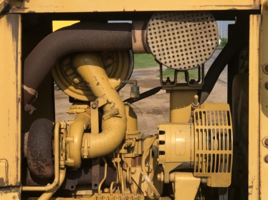 ขายรถดันดิน CAT D4H นำเข้าเองจากญี่ปุ่น สภาพสวยพร้อมใช้ มีVDOการทำงานครับ ขายรถดันดิน CAT D4H นำเข้าเองจากญี่ปุ่น สภาพสวยพร้อมใช้ มีVDOการทำงานครับ