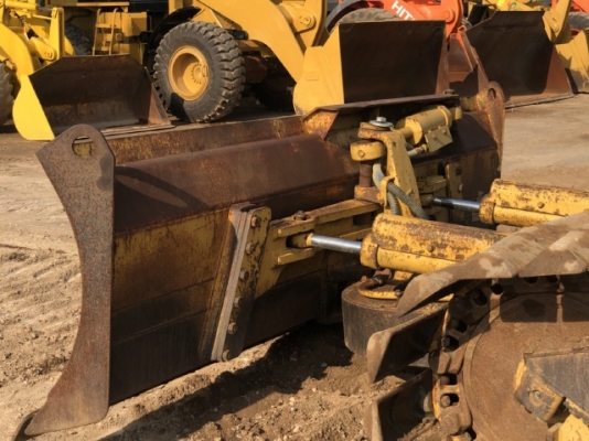 ขายรถดันดิน CAT D4H นำเข้าเองจากญี่ปุ่น สภาพสวยพร้อมใช้ มีVDOการทำงานครับ ขายรถดันดิน CAT D4H นำเข้าเองจากญี่ปุ่น สภาพสวยพร้อมใช้ มีVDOการทำงานครับ