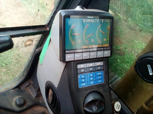ขาย 790,000 KOMATSU pc 160-8 ไฟฟ้าครบ เครื่องดี ปั้มแรง เอวแน่น รอนเลอร์ โซ่หนาแต่บูชแตก รถทำงานทุกว