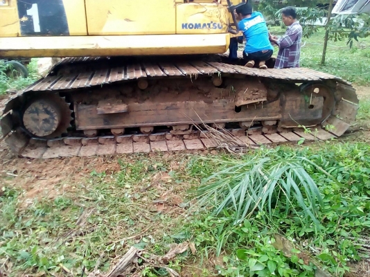 ขาย 790,000 KOMATSU pc 160-8 ไฟฟ้าครบ เครื่องดี ปั้มแรง เอวแน่น รอนเลอร์ โซ่หนาแต่บูชแตก รถทำงานทุกว ขาย 790,000 KOMATSU pc 160-8 ไฟฟ้าครบ เครื่องดี ปั้มแรง เอวแน่น รอนเลอร์ โซ่หนาแต่บูชแตก รถทำงานทุกว