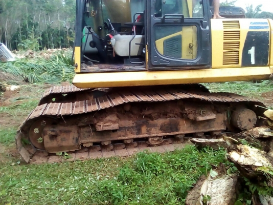 ขาย 790,000 KOMATSU pc 160-8 ไฟฟ้าครบ เครื่องดี ปั้มแรง เอวแน่น รอนเลอร์ โซ่หนาแต่บูชแตก รถทำงานทุกว ขาย 790,000 KOMATSU pc 160-8 ไฟฟ้าครบ เครื่องดี ปั้มแรง เอวแน่น รอนเลอร์ โซ่หนาแต่บูชแตก รถทำงานทุกว