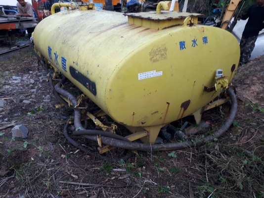 ขาย แท๊งก์น้ำ สำหรับติดรถบรรทุก 6 ล้อ ขนาด 4000 ลิตร มีมอเตอร์ปั๊มน้ำ ระบบไฮโดรลิค และมอเตอร์ปั่นไฮโดรลิค พร้อมอุปกรณ์ ขาย แท๊งก์น้ำ สำหรับติดรถบรรทุก 6 ล้อ ขนาด 4000 ลิตร มีมอเตอร์ปั๊มน้ำ ระบบไฮโดรลิค และมอเตอร์ปั่นไฮโดรลิค พร้อมอุปกรณ์
