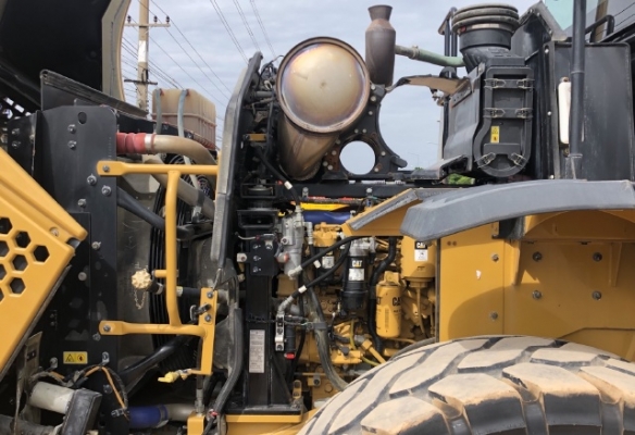 ขายรถตักล้อยาง CAT 950K ปี 2014 นำเข้าเองจากญี่ปุ่น สภาพพร้อมใช้ มีVDOการทำงานครับ ขายรถตักล้อยาง CAT 950K ปี 2014 นำเข้าเองจากญี่ปุ่น สภาพพร้อมใช้ มีVDOการทำงานครับ