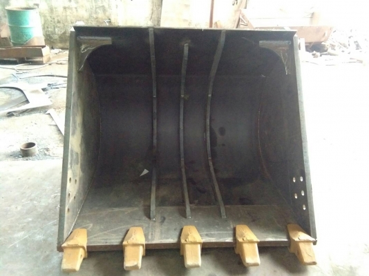 รับสั่งทำบุ้งกี่ ทุกรุ่น ปากแคบ ตักผักตกชวา บุ้งกี่วางท่อ บุ้งกี่ตักดิน รับประกันความแข็งแรง