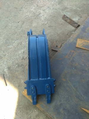 รับสั่งทำบุ้งกี่ ทุกรุ่น ปากแคบ ตักผักตกชวา บุ้งกี่วางท่อ บุ้งกี่ตักดิน รับประกันความแข็งแรง