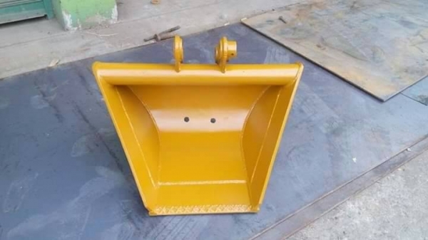 รับสั่งทำบุ้งกี่ ทุกรุ่น ปากแคบ ตักผักตกชวา บุ้งกี่วางท่อ บุ้งกี่ตักดิน รับประกันความแข็งแรง