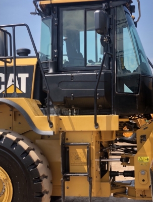 ขายรถตักล้อยาง CAT 962K ปี 2015 นำเข้าเองจากญี่ปุ่น สภาพสวยพร้อมใช้งาน มีVDOการทำงานครับ