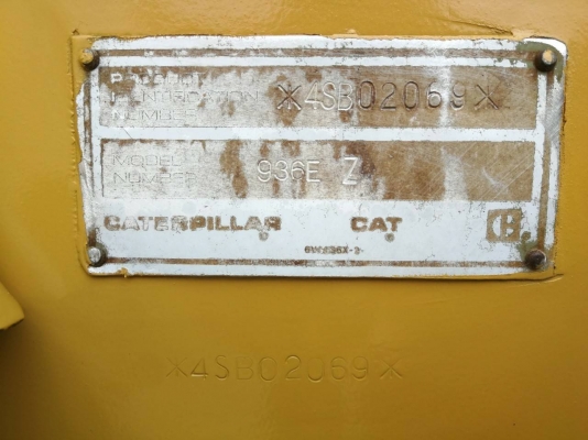 ขายถูก รถตักล้อยาง CAT 936E นำเข้าจากญี่ปุ่นโดยตรง โทร.090-986-2521 อ๊อบ
