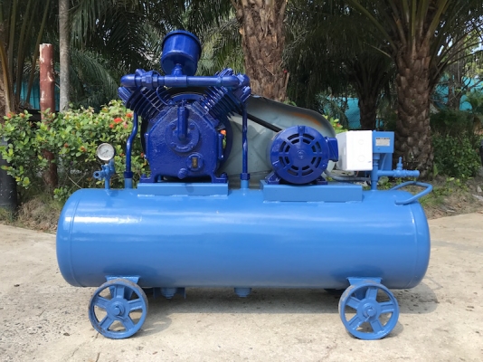 ขายปั้มลมHITACHI 2สูบ(150ลิตรใหญ่) 3.7kw ไฟ220vสภาพสวยเดิม ของเปิดตู้ติดมา1ตัว 19000บาท เท่านั้น!!