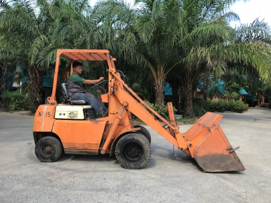 ขายรถตักTOYOTA SG10 ตักครึ่งคิว เสาสูงปกติ3.เมตร สวยเดิมจากญี่ปุ่น ยังไม่เคยใช้ในไทย 135,000เท่านั้น!!