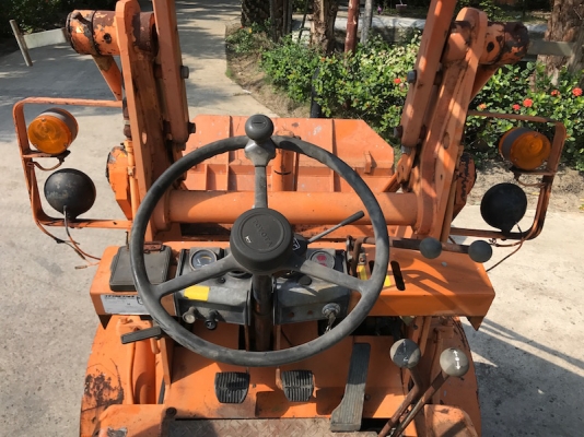 ขายรถตักTOYOTA SG10 ตักครึ่งคิว เสาสูงปกติ3.เมตร สวยเดิมจากญี่ปุ่น ยังไม่เคยใช้ในไทย 135,000เท่านั้น!!