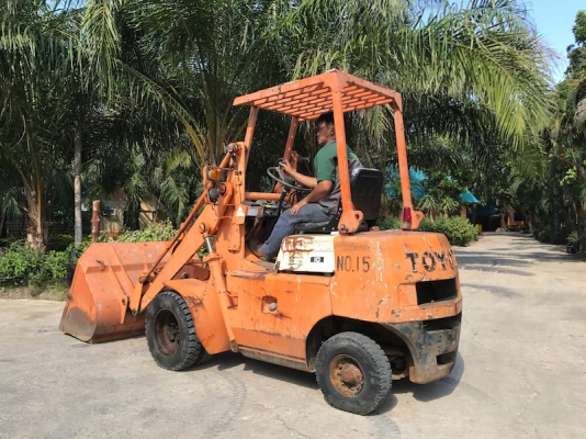 ขายรถตักTOYOTA SG10 ตักครึ่งคิว เสาสูงปกติ3.เมตร สวยเดิมจากญี่ปุ่น ยังไม่เคยใช้ในไทย 135,000เท่านั้น!!