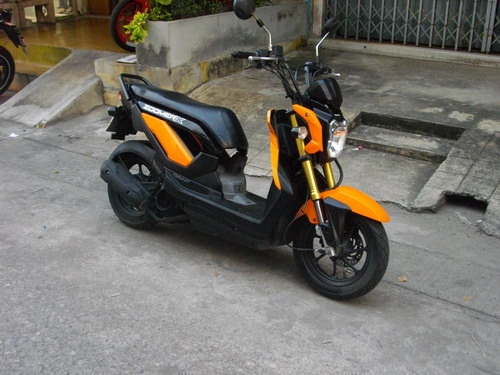 ขาย Honda Zoomer X หัวฉีด ขับแค่4000โล เครื่องเดิมดียอดเยี่ยม ราคา 25500 บาท ขาย Honda Zoomer X หัวฉีด ขับแค่4000โล เครื่องเดิมดียอดเยี่ยม ราคา 25500 บาท