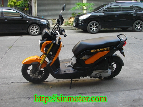 ขาย Honda Zoomer X หัวฉีด ขับแค่4000โล เครื่องเดิมดียอดเยี่ยม ราคา 25500 บาท