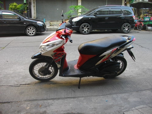 ขาย Honda Click 125i หัวฉีด สวยเท่ห์ เครื่องดีเยี่ยม ราคา 22500 บาท