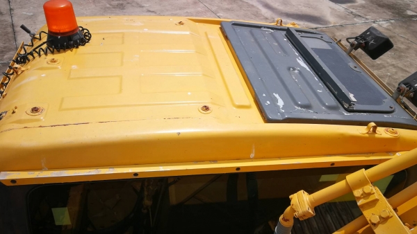Komatsu Pc200 - 7/ เก่านอกใช้งานน้อย รถเต็มทุกระบบ พร้อมไลยหัวเจาะ ราคาคุยกันครับ