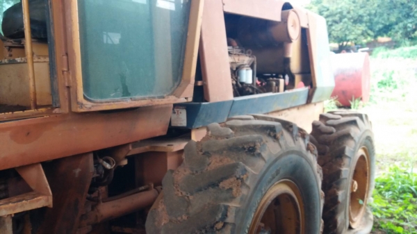 ขาย 590,000 รถเกรด GALION 850 เล่มทะเบียน เครื่องดี เกียร์แรง เอวแน่น  ยางดี รถดีเก่าจอด ไม่ค่อยได้ใช้งาน สถาพดี รถพร้อมใช้ เล่มพร้อมโอน รถอยู่ จันทบุรี 090-772-3710 090-772-3708