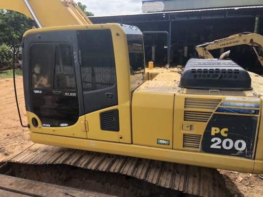 รถขุด KOMATSU PC200-8-C8065X