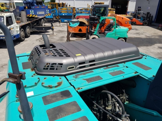 ปรับราคาสวยๆ SK200-8#YN12 ปี2011 Made in Japan  แทร็ค80 4,000ชม.