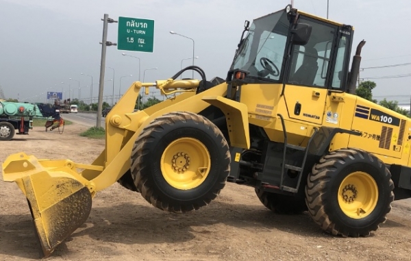 ขายรถตักล้อยาง KOMATSU WA100-5 นำเข้าเองจากญี่ปุ่น สภาพสวยพร้อมใช้งาน มีVDOการทำงานครับ