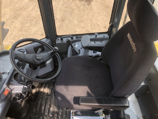 ขายรถตักล้อยาง KOMATSU WA100-5 นำเข้าเองจากญี่ปุ่น สภาพสวยพร้อมใช้งาน มีVDOการทำงานครับ