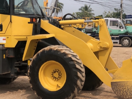 ขายรถตักล้อยาง KOMATSU WA100-5 นำเข้าเองจากญี่ปุ่น สภาพสวยพร้อมใช้งาน มีVDOการทำงานครับ